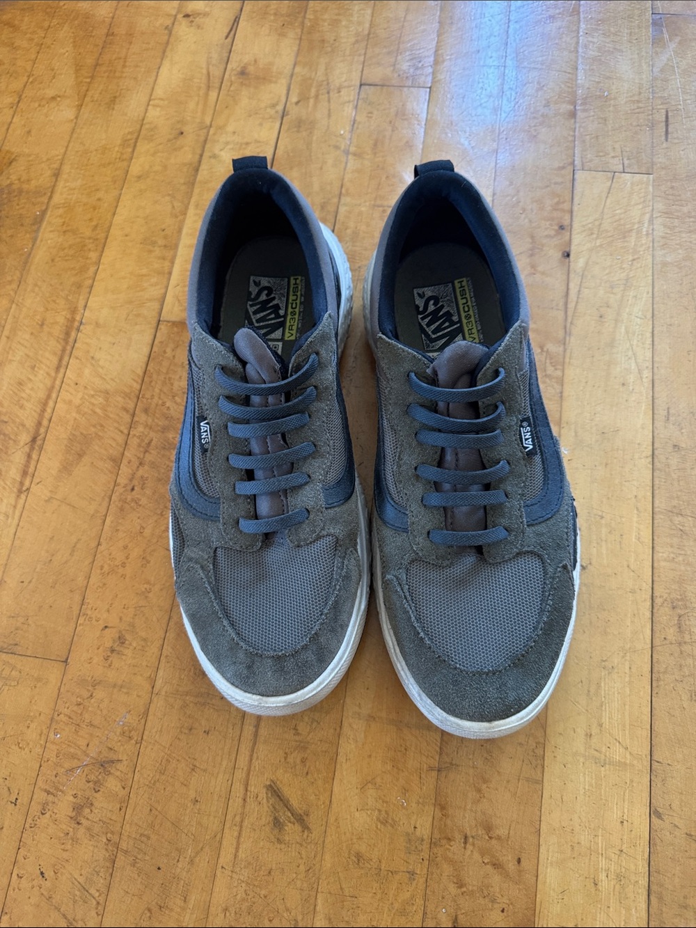 Vans Men's Green Suede & Mesh Low-Top Sneakers